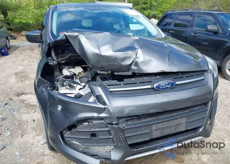2016 Ford Escape Se from USA, damaged, VIN 1FMCU9GX2GUA47702